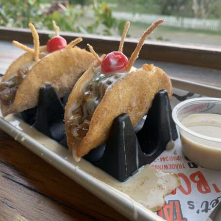 Apple Pie Tacos